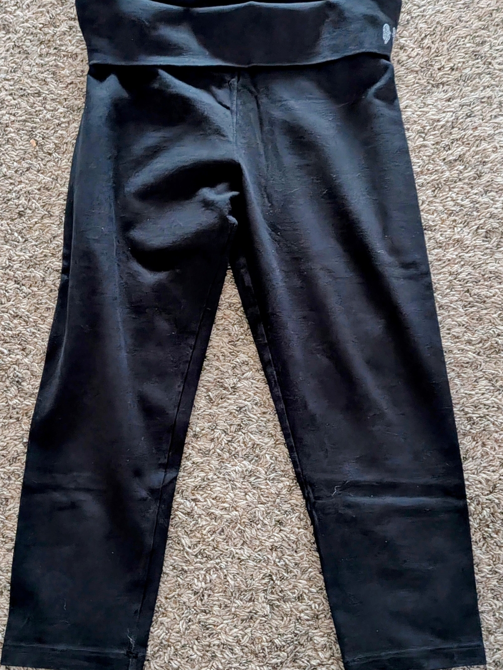 Victoria's Secret Black Fold-Over Waist Capri Leggings
